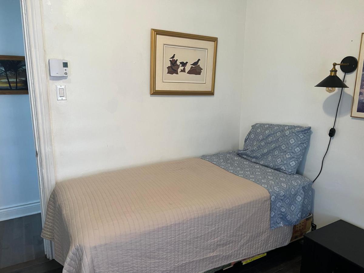 Le 2316-1 Un Apartment Saint-Hyacinthe Bagian luar foto